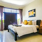 Villa Logan - Kuta - 5 Bedroom - 3 Bathroom Villa - Great Location