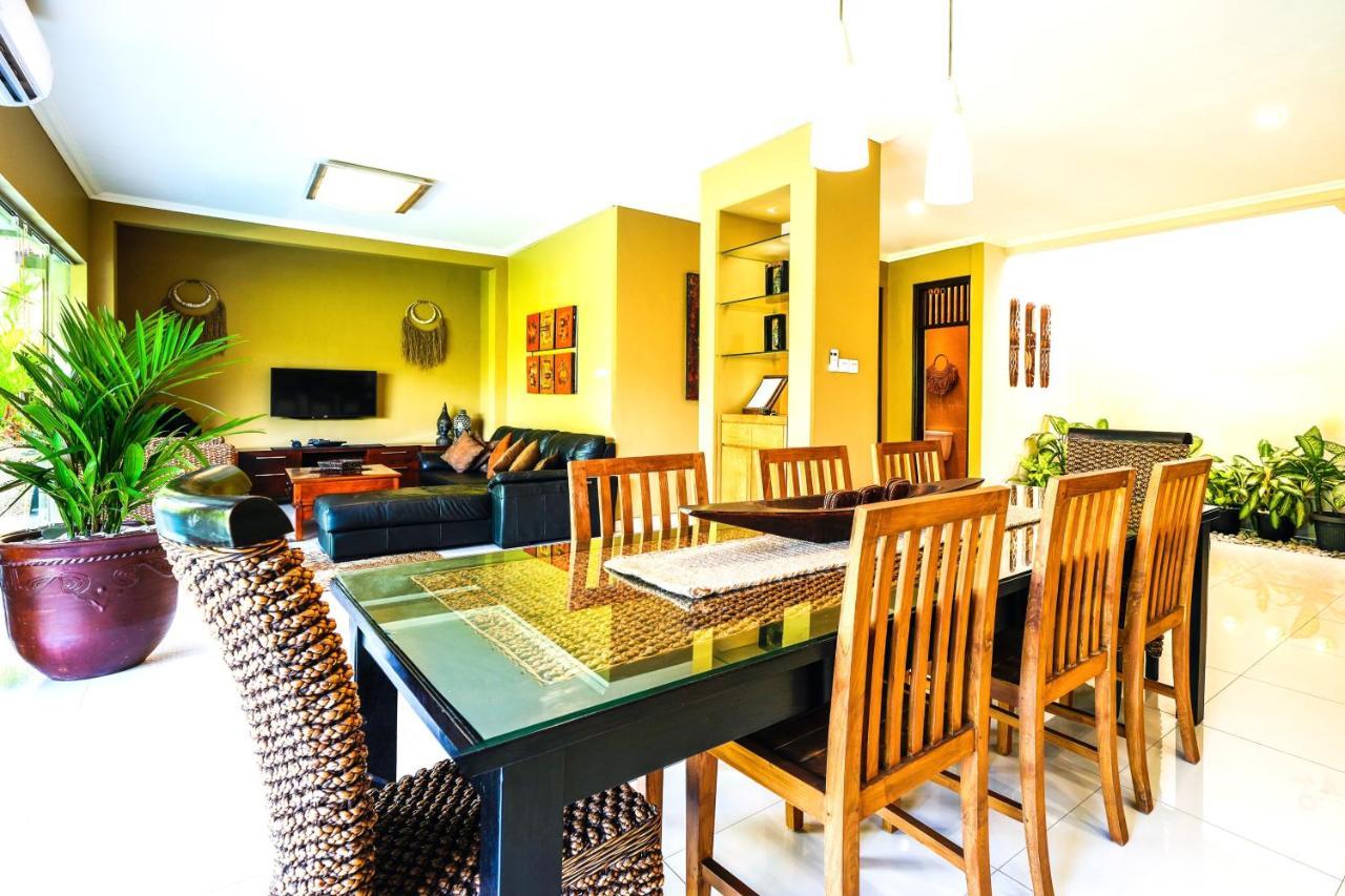 Villa Logan - Kuta - 5 Bedroom - 3 Bathroom - Great Location