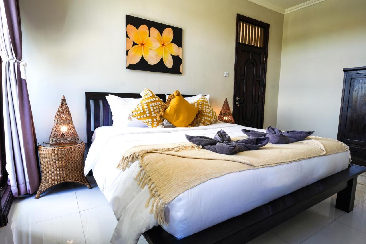 Logan - Kuta - 5 Bedroom - 3 Bathroom - Great Location