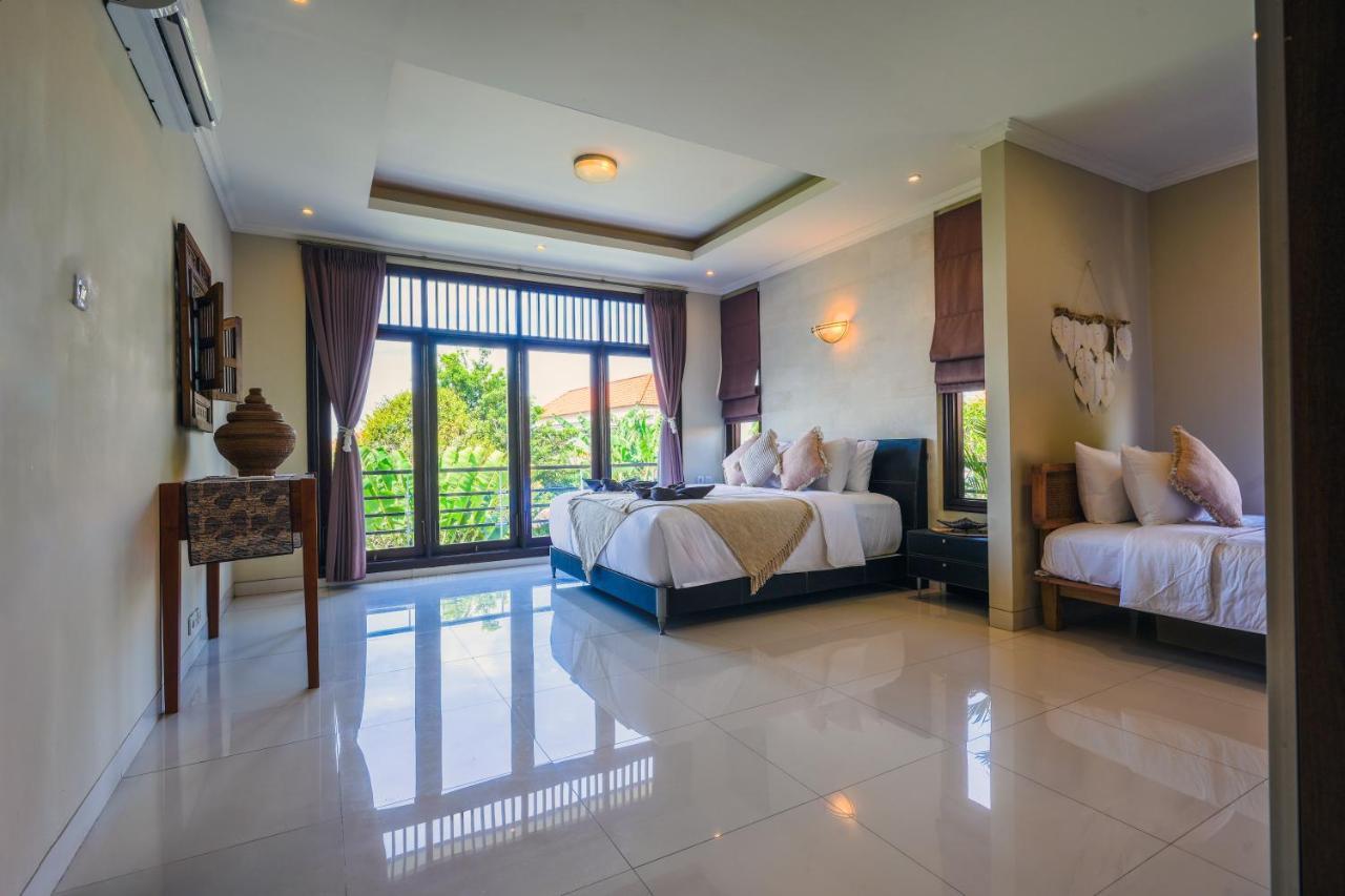 Logan - Kuta - 5 Bedroom - 3 Bathroom - Great Location *